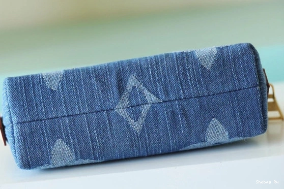 Pochette Louis Vuitton Cosmétique PM 0817